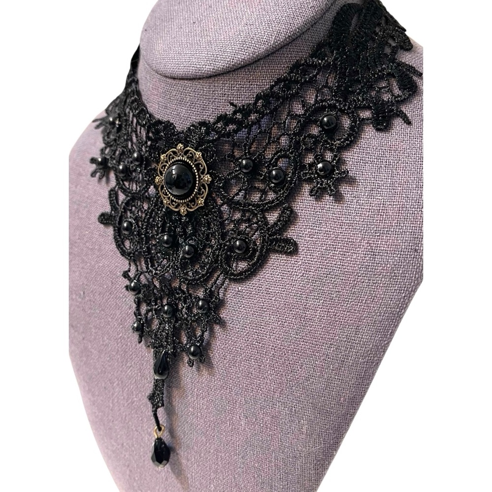 ❤️ NEW! Dark Victorian x Goth Black Lace Bib Choker - Picture 2 of 5